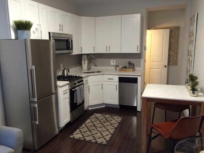 Photo - 52 Clearway St Unit 6
