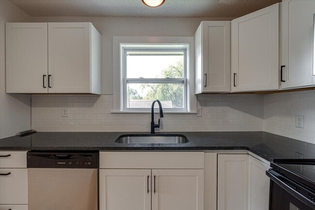 Photo - 190 E Leawood Ave Unidad 190B