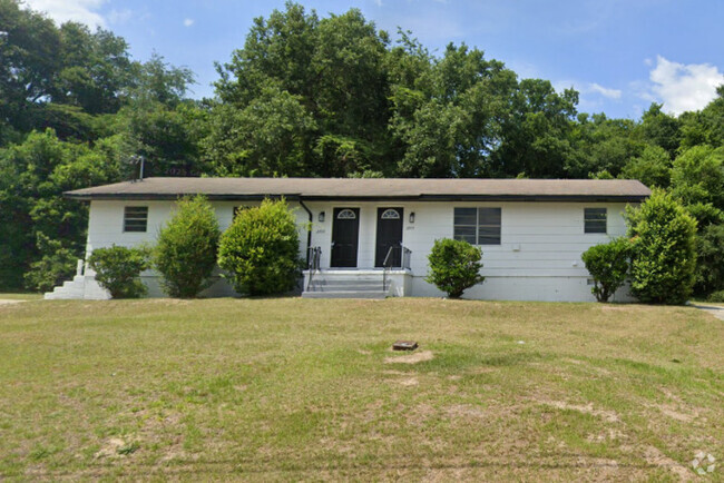 Building Photo - 2903 Skyline Rd Rental