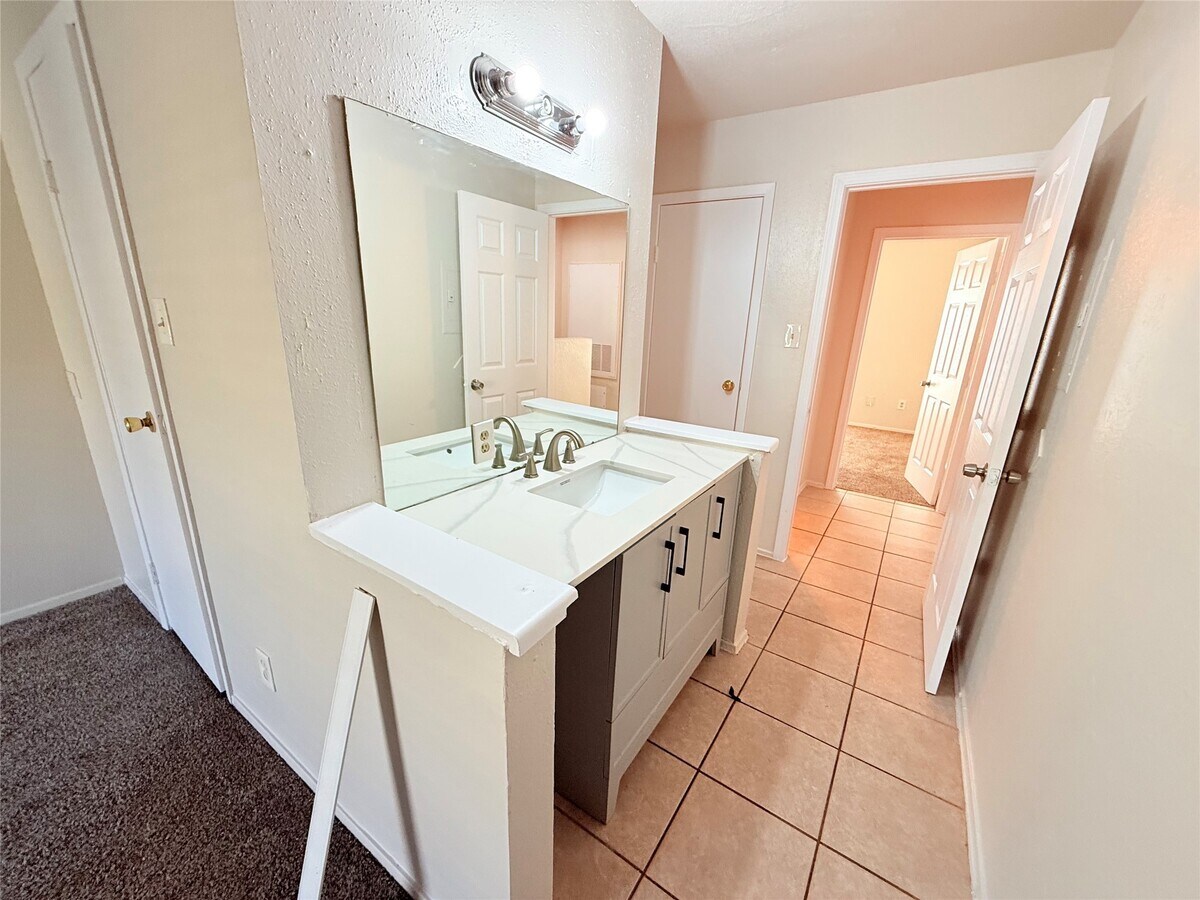 Photo - 8714 Victorian Village Dr Unit 8