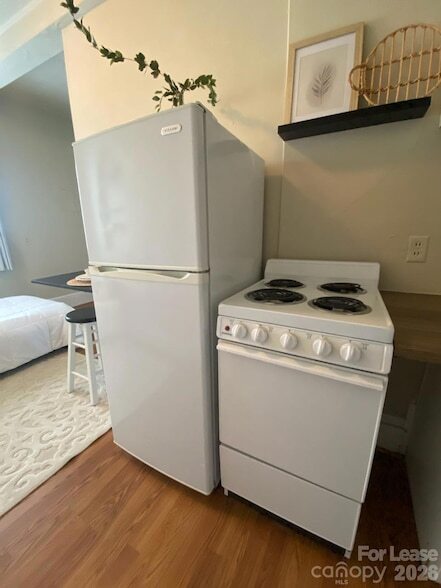 Photo - 823 Central Ave Unidad 6