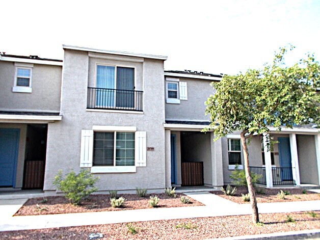 Building Photo - 20709 W Maiden Ln Rental