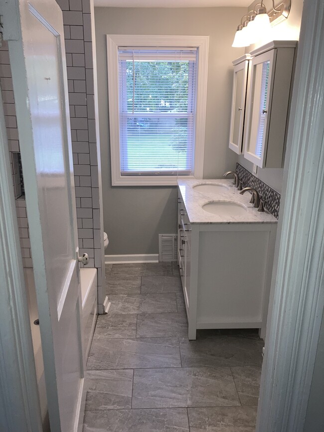 211 Pitman Ave Unit B