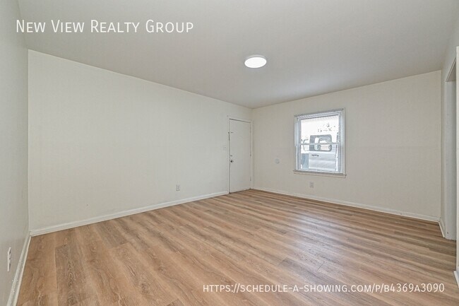 Photo - 260 Church St NE Unit 7