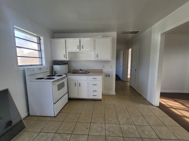 Photo - 317 E Florida St Unit 317-B