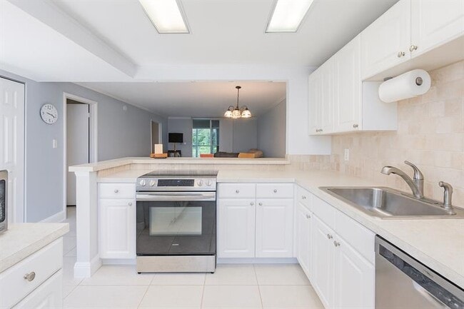 Photo - 6161 NW 2nd Ave Condo Unit 121