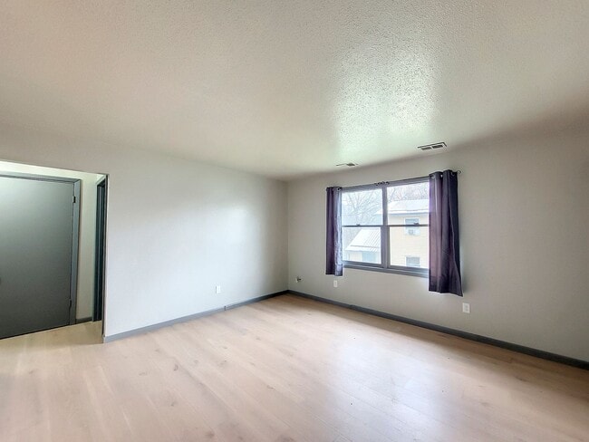 Photo - 303 Larson Ct Unit Apt 3