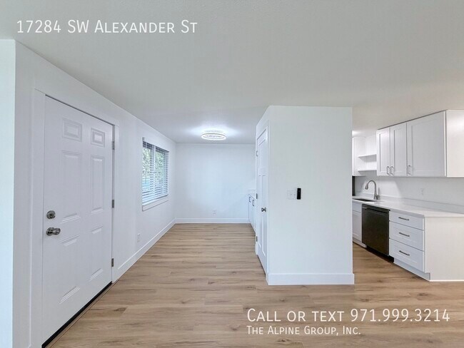 Photo - 17284 SW Alexander St