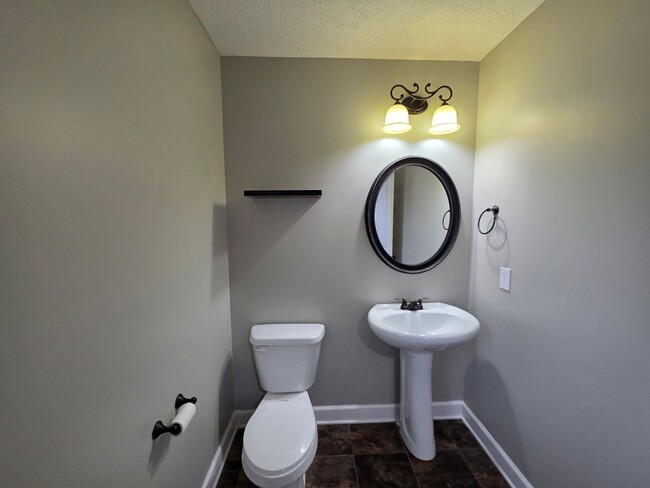 Photo - Pick Your Own Move-In Special!