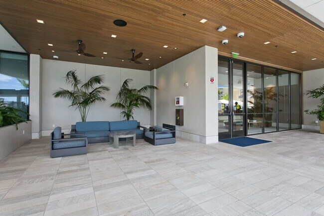 Photo - Highly Desirable STUDIO/1-Bath unit Long-T... Condo Unit D2703