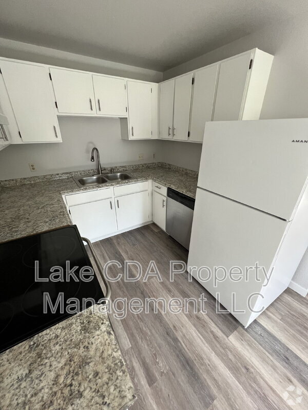 Building Photo - 1099 Woolsey Dr Unit 1099 Rental