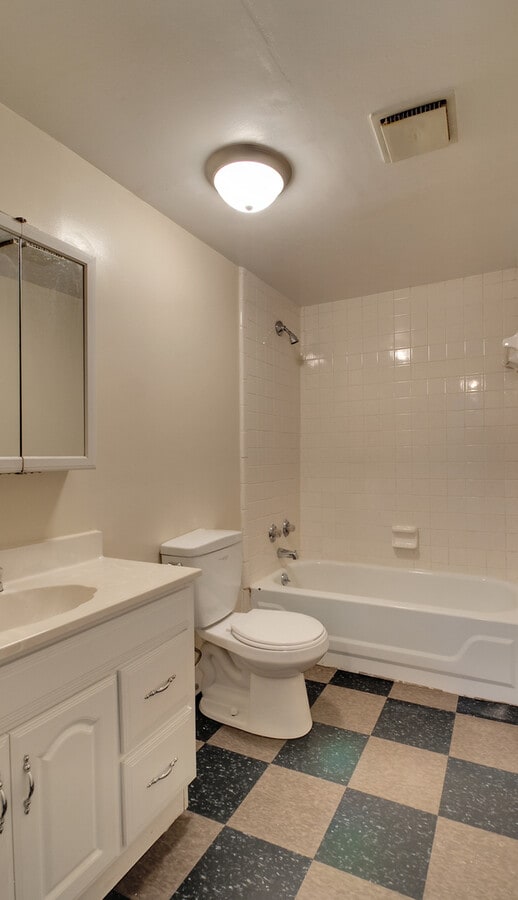 Photo - 516 Milton St Unit 2