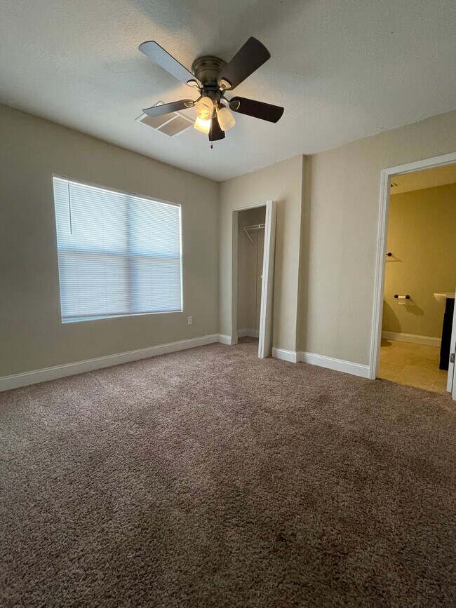 Photo - 1101 S Fern St