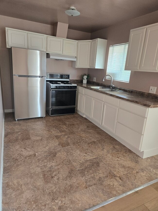 Photo - 5723 Hazeltine Ave Unidad #2