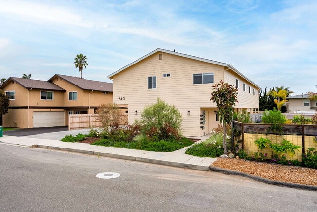 AVAILABLE SEPTEMBER - Coastal-Convenient 2 Bed Retreat with Private Balcony