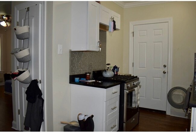 Photo - 3817 N Greenview Ave Unit 3W