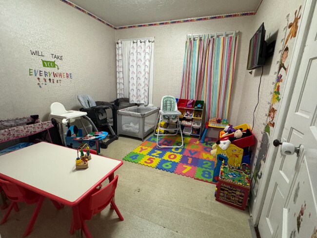 Photo - 11 Pattison St Unidad 2