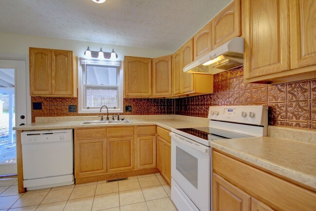 Photo - 338 S Austin Springs Rd