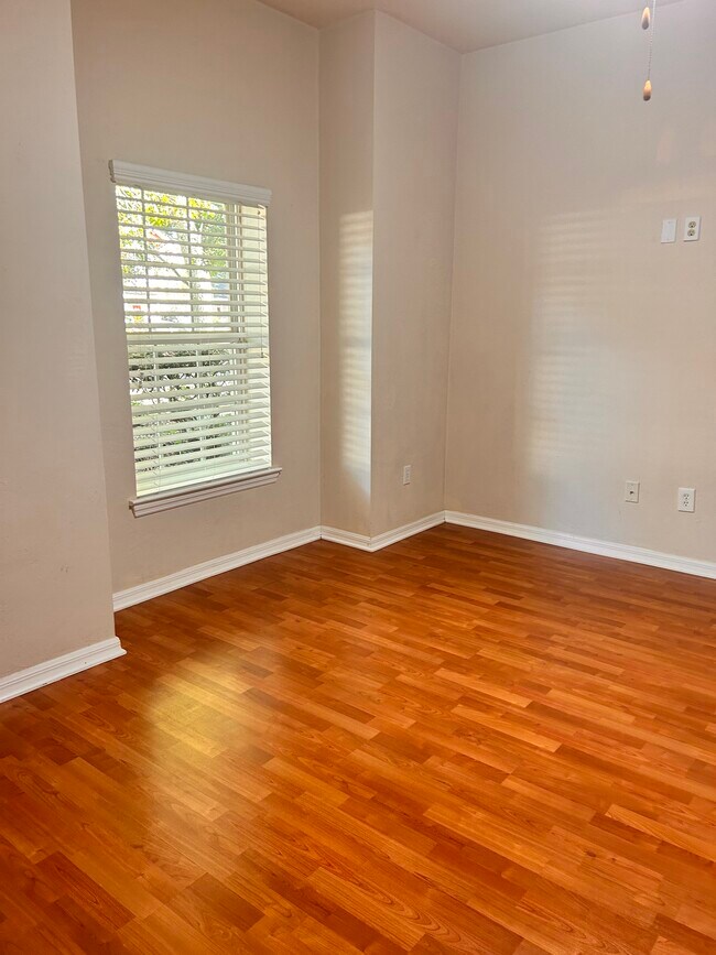 Photo - 250 SW 145th Dr Unit 23