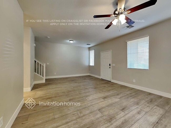 Photo - 5319 W Illini St