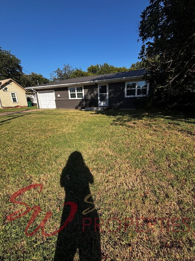 Photo - Cozy 2 Bed, 1 Bath Home