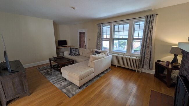 Photo - 152 Winthrop Ave Unit 2