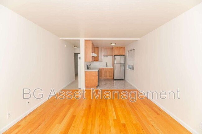 Photo - 5308 Columbia Ave