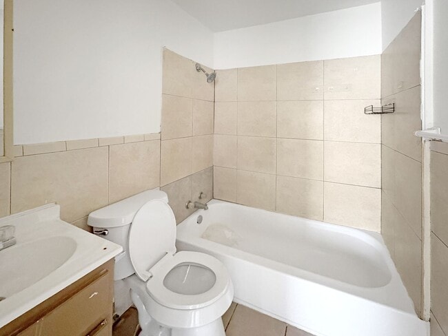 Photo - 700 N Leech St