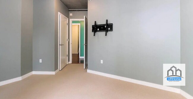 Photo - Elevated City Living: Expansive 2-Bed, 2-Bath Condo in Portland – Parking & Most Utilities Included!