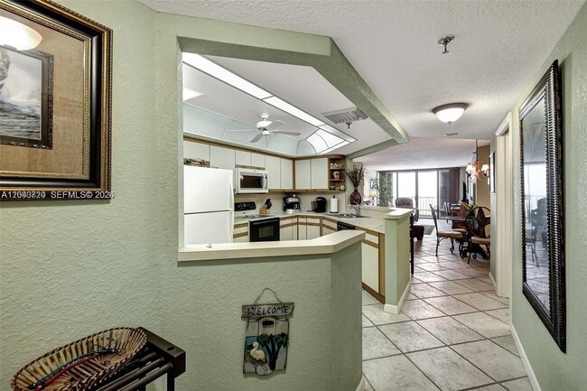 9650 S Ocean Dr Unit 1403