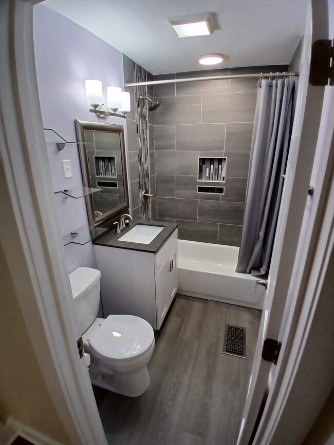 Photo - 3702 Armstrong Rd