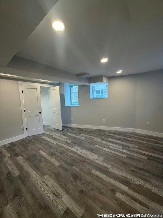 Building Photo - 90 Winthrop Shore Dr