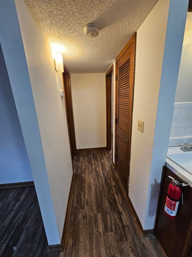 Photo - 1BR/1BA East Campus - Short Distance to Ca... Unit 8