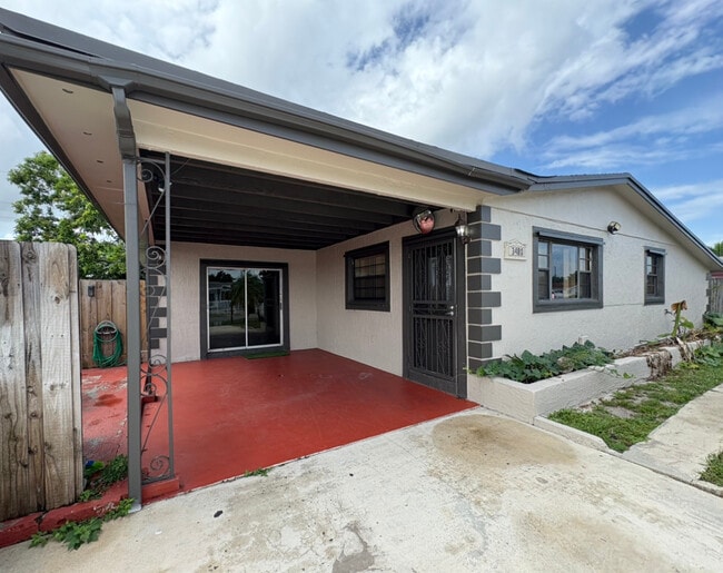 Building Photo - 3480 NW 208th St Rental