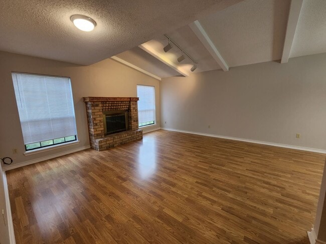 Photo - Cute 3/2 House in PG Area