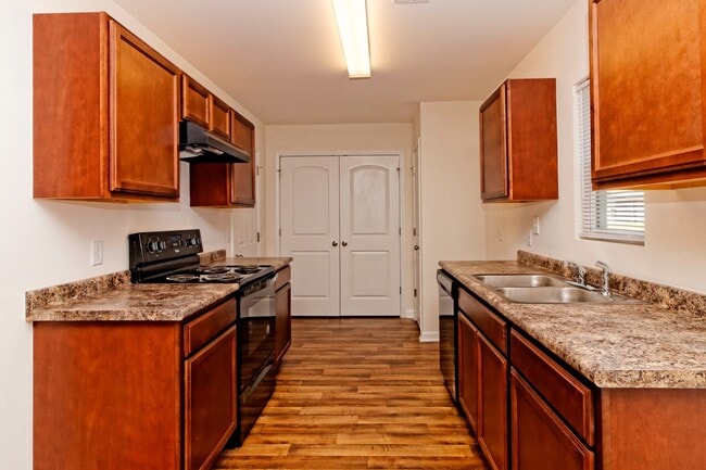 Charming 3BR Home in Hardeeville – Now $2,... - Charming 3BR Home in Hardeeville – Now $2,...
