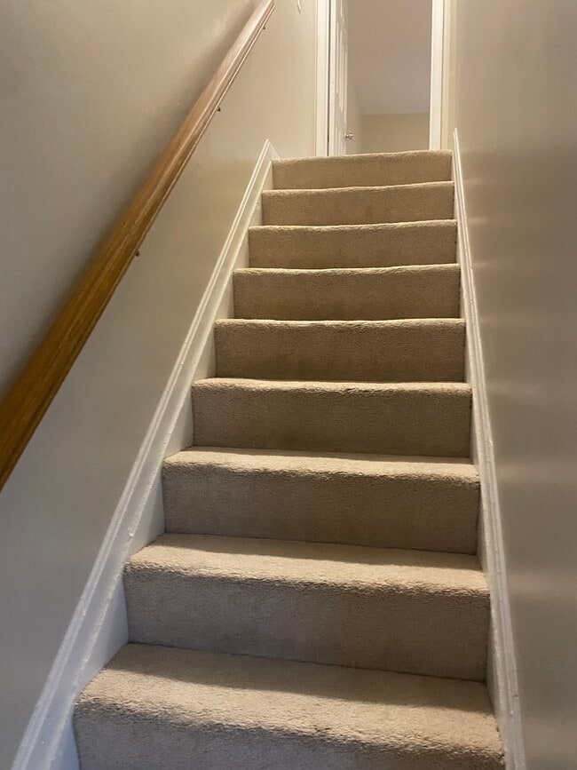 Photo - 15355 Gatehouse Ter