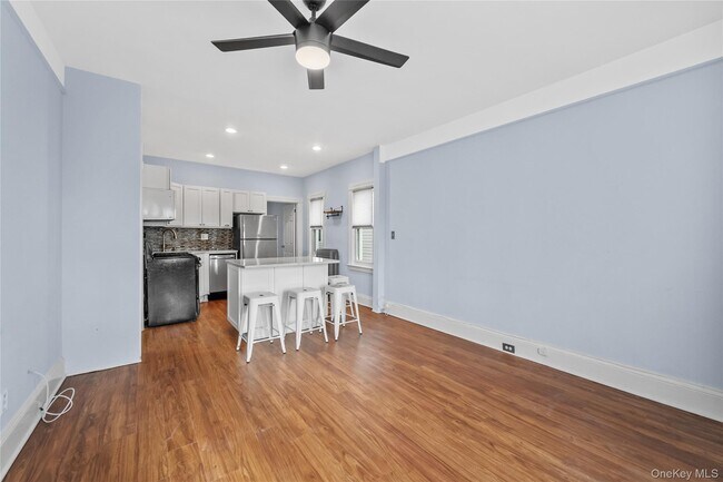 60 Storm St Unit 2S