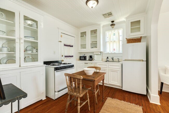 Photo - 1512 38th St