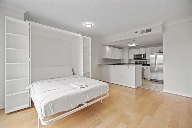Building Photo - 777 7th St NW Unit 934