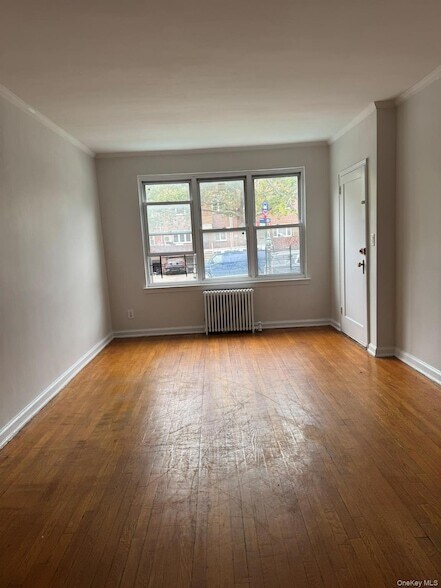 14014 Jewel Avenue