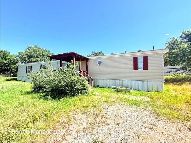 Building Photo - 3/2 Hoover Valley Doublewide