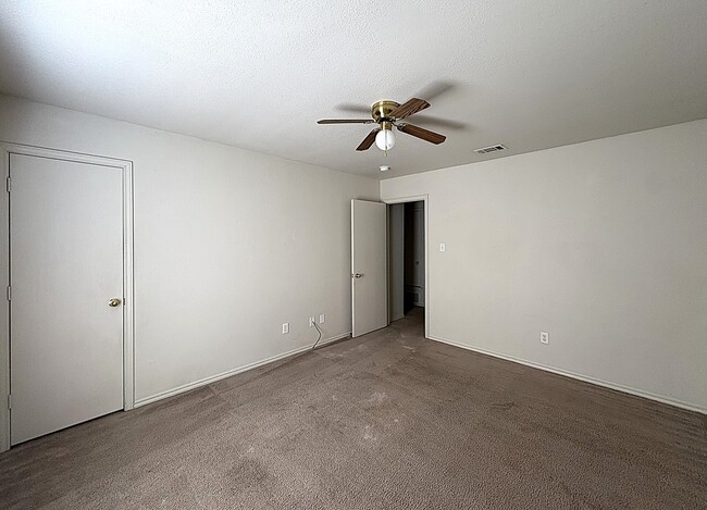 Photo - 314 Creek St Unidad C