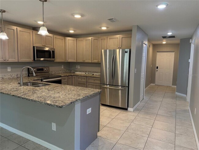 Photo - 17107 Thompson Ave