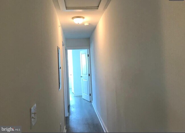Photo - 6109 Market St