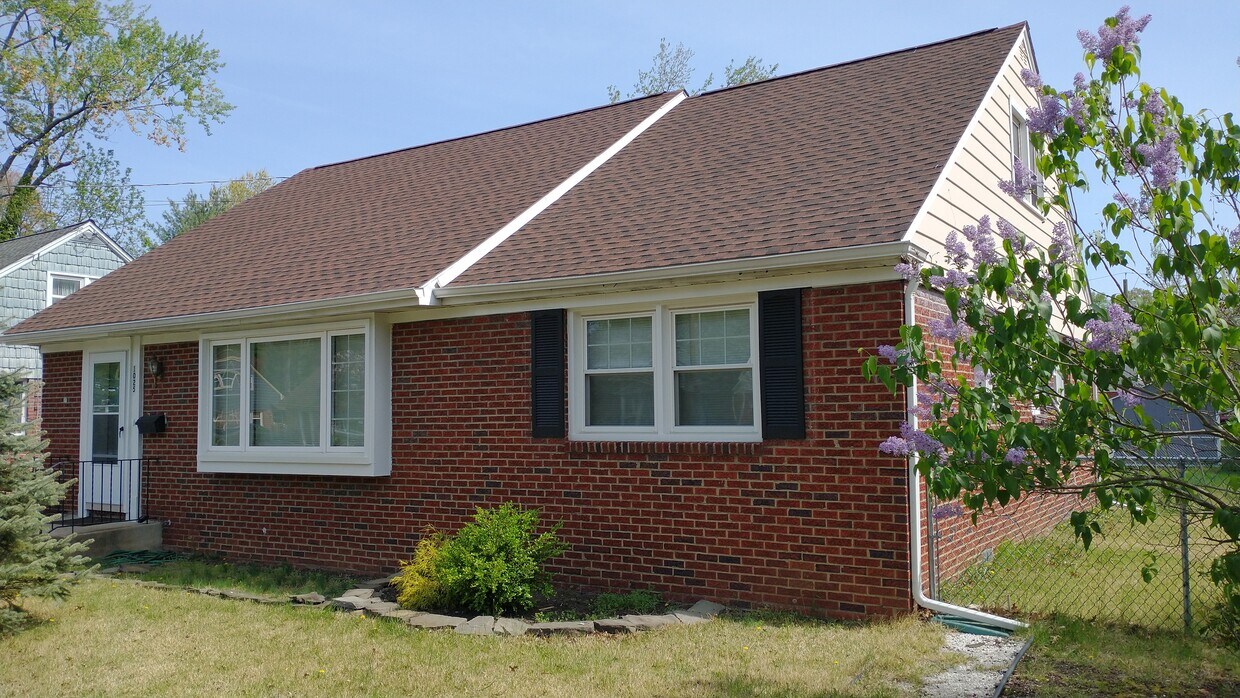 Photo - 1025 Oakwood Rd (Haddonfield, NJ)