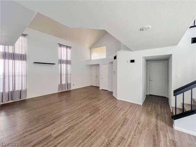 Photo - 67 Sea Holly Way