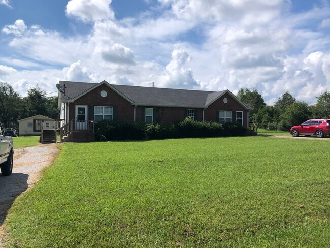 Building Photo - 105 Underhill Dr Unit 105 Underhill Rd.