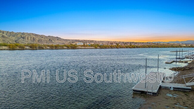 Photo - 437 Riverfront Dr