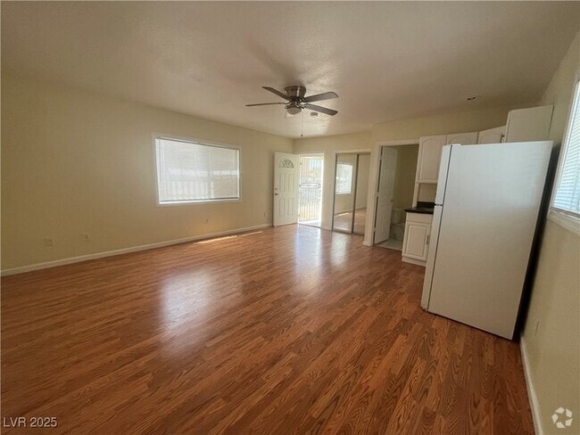 Building Photo - 331 S 9th St Unit 4 Rental
